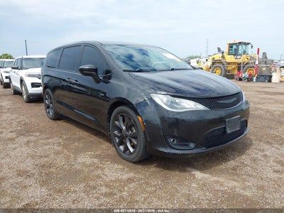 CHRYSLER PACIFICA 2019