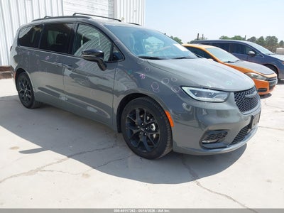 CHRYSLER PACIFICA 2025