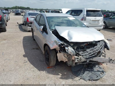 TOYOTA PRIUS 2013