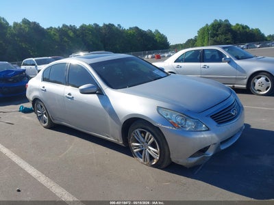INFINITI G37 2013