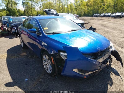 CHRYSLER 200 2016