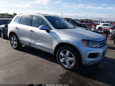 VOLKSWAGEN TOUAREG 2014