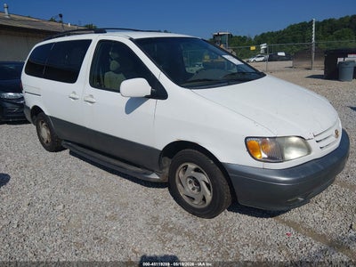 TOYOTA SIENNA 2001