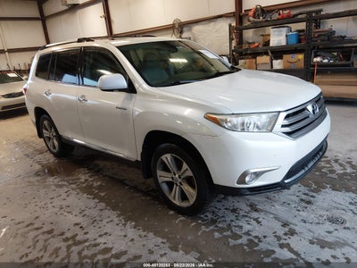 TOYOTA HIGHLANDER 2013
