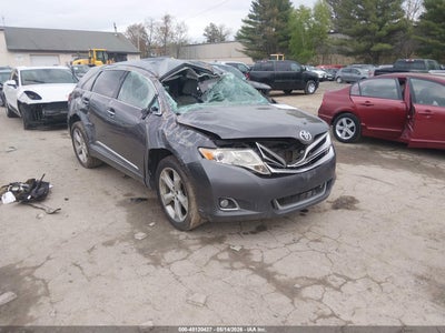 TOYOTA VENZA 2015