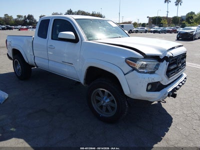 TOYOTA TACOMA 2017