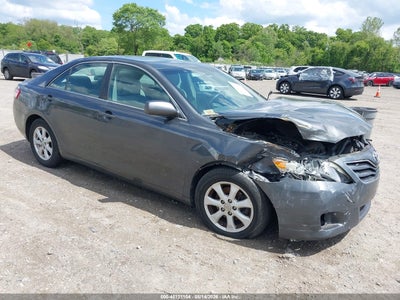 TOYOTA CAMRY 2010