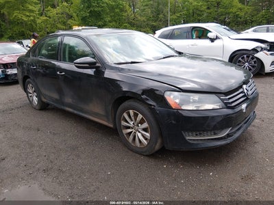 VOLKSWAGEN PASSAT 2012