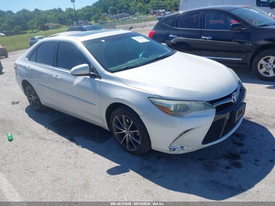 TOYOTA CAMRY 2015