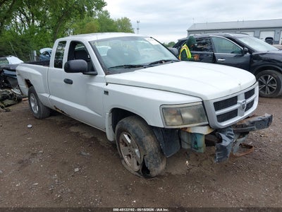 DODGE DAKOTA 2010