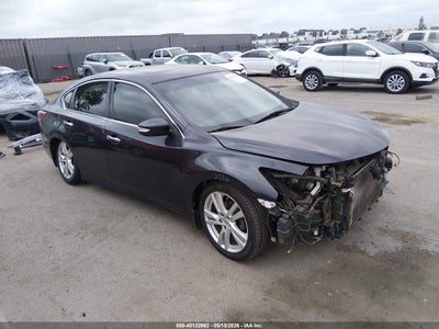 NISSAN ALTIMA 2015