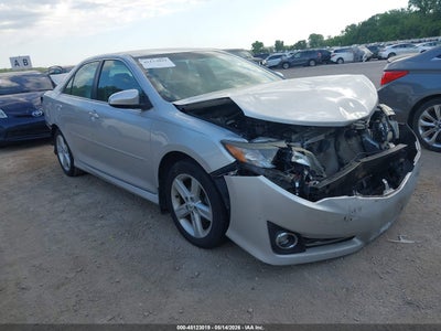 TOYOTA CAMRY 2012