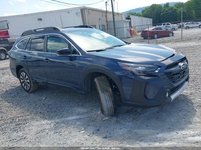 SUBARU OUTBACK 2025
