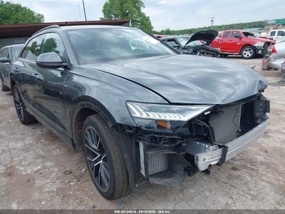 AUDI Q8 2022