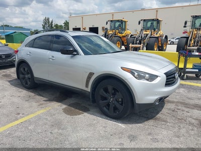 INFINITI QX70 2015