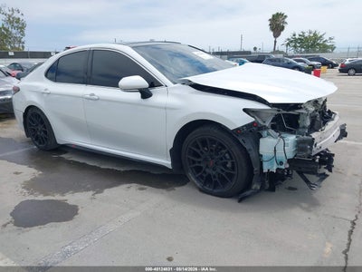 TOYOTA CAMRY 2021