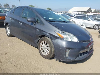 TOYOTA PRIUS PLUG-IN 2013