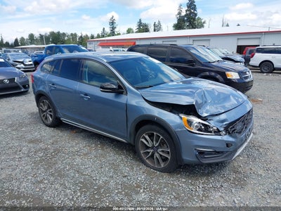 VOLVO V60 CROSS COUNTRY 2017