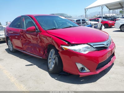TOYOTA CAMRY HYBRID 2013