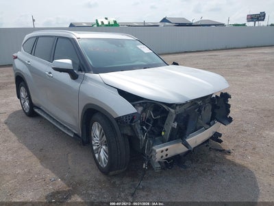 TOYOTA HIGHLANDER 2023
