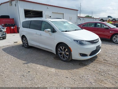 CHRYSLER PACIFICA 2018