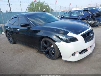 INFINITI M37 2011