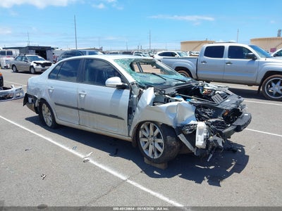 VOLKSWAGEN JETTA 2010