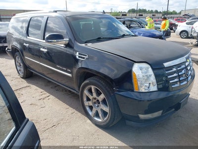 CADILLAC ESCALADE ESV 2011