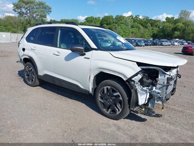 SUBARU FORESTER 2025