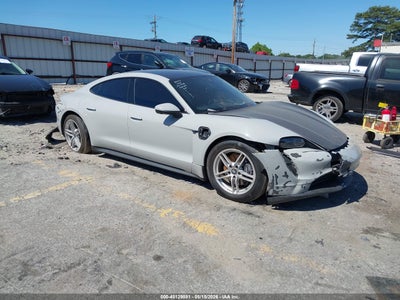 PORSCHE TAYCAN 2021