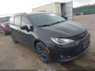 CHRYSLER PACIFICA 2019