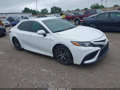TOYOTA CAMRY 2021