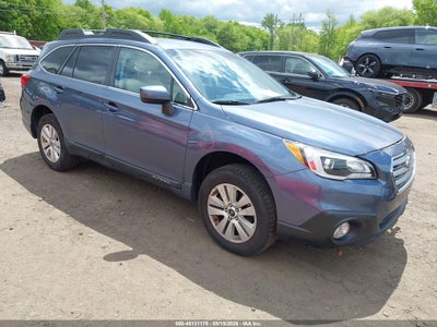 SUBARU OUTBACK 2015
