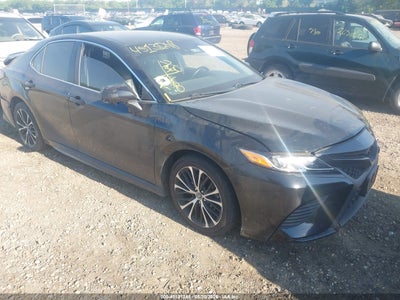 TOYOTA CAMRY 2018