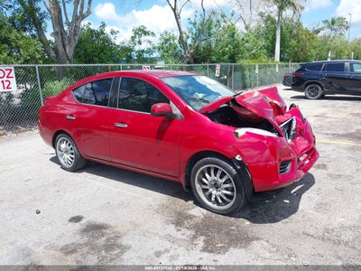 NISSAN VERSA 2014