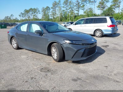TOYOTA CAMRY 2025