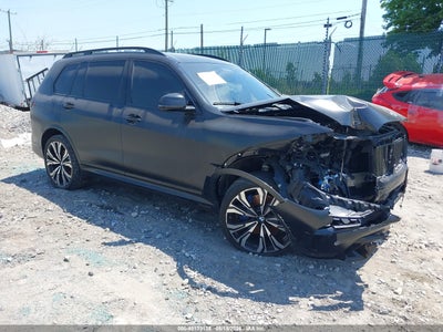 BMW X7 2024