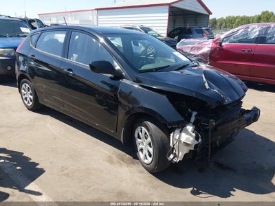 HYUNDAI ACCENT 2012