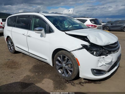 CHRYSLER PACIFICA 2017