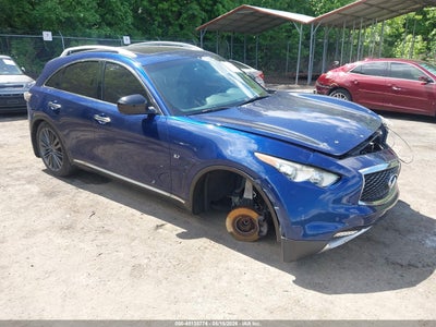 INFINITI QX70 2017