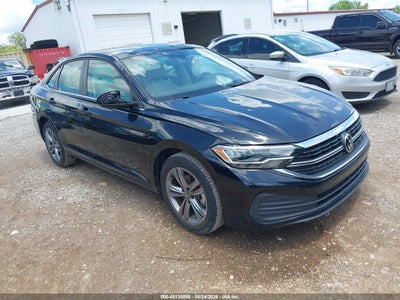 VOLKSWAGEN JETTA 2024