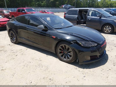 TESLA MODEL S 2015