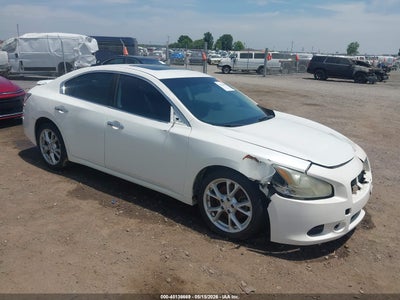 NISSAN MAXIMA 2013