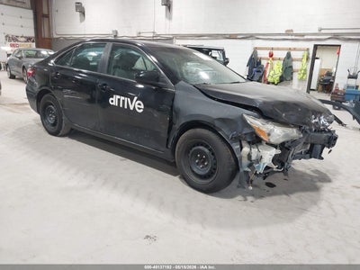 TOYOTA CAMRY HYBRID 2017