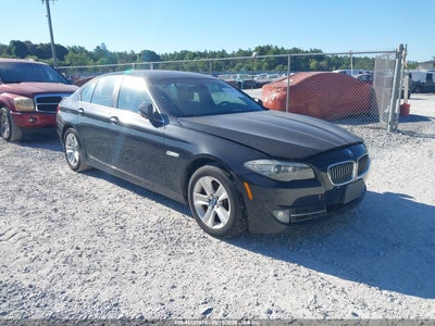 BMW 528I 2011