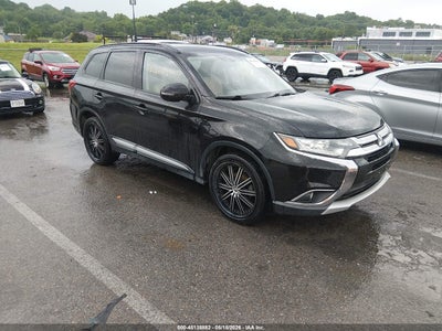 MITSUBISHI OUTLANDER 2016