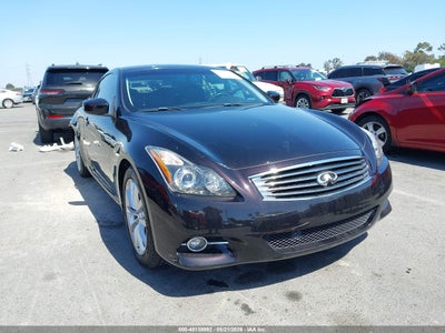 INFINITI G37 2013