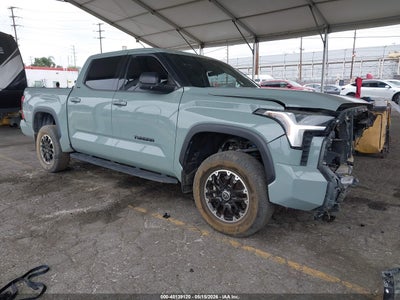 TOYOTA TUNDRA 2022