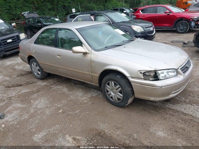 TOYOTA CAMRY 2001