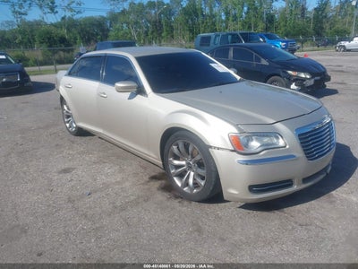 CHRYSLER 300 2012